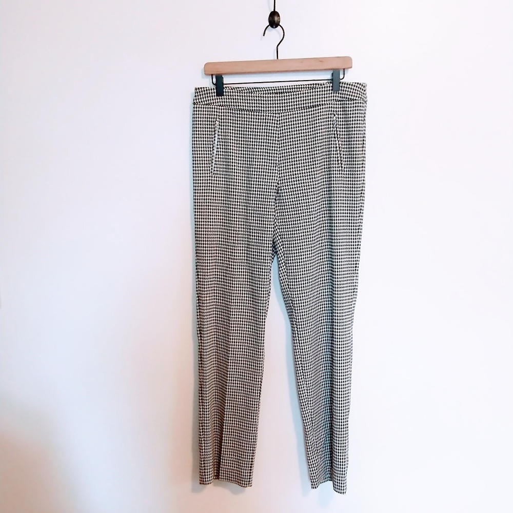 Zac and Rachel black and white Chevron stretchy pants size 8